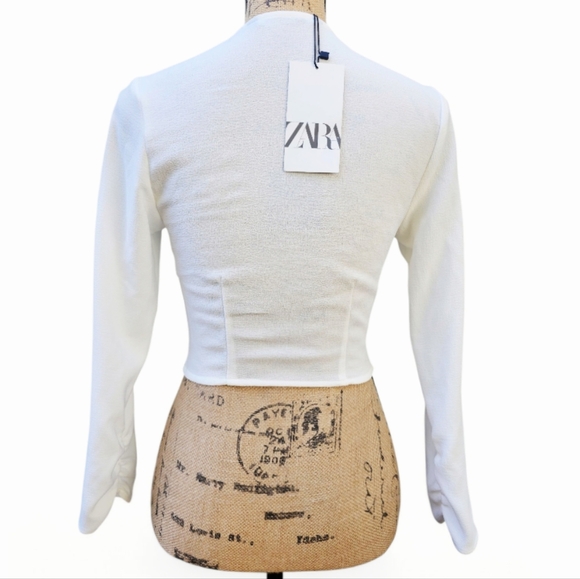 NWT Zara Y2K White Button-down Ruched Keyhole Blouse, Size XS - Picture 5 of 7